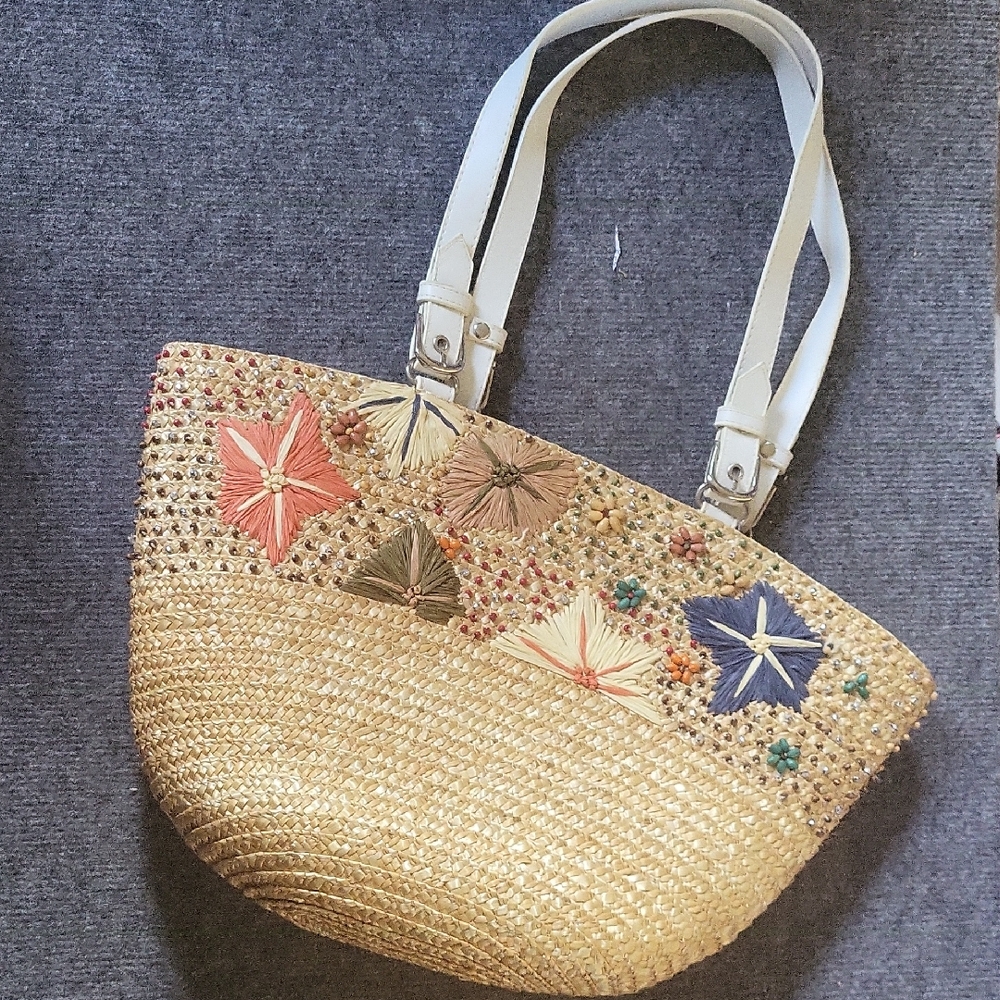 Stylish STRAW STUDIOS Straw Tote Bag with Floral Accents
